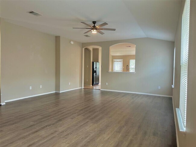 Building Photo - 416 Emma Rose Trail