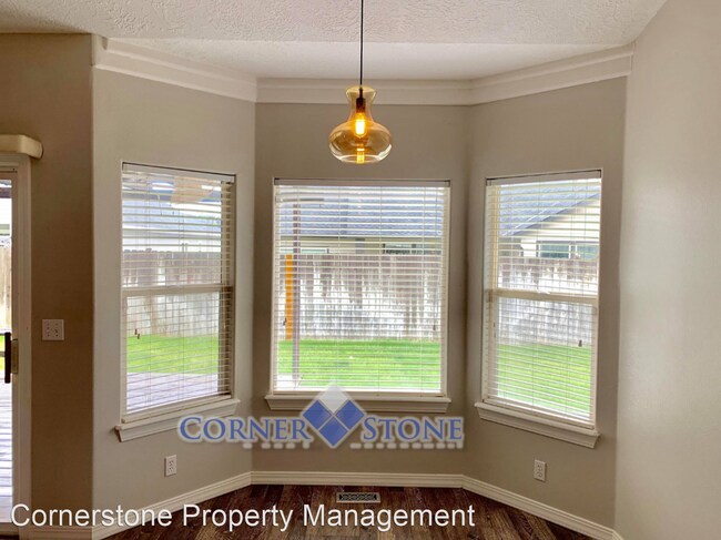 Foto del edificio - 3 br, 2 bath House - 2621 E Windrose Street