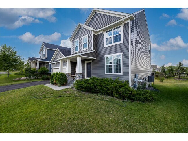 Building Photo - 11346 84th Plz N