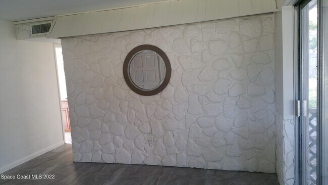 Foto del edificio - 1888 Glenwood Dr