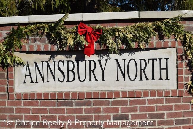 Foto del edificio - 8233 W Annsbury Cir