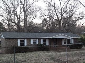 Primary Photo - 104 Park Place