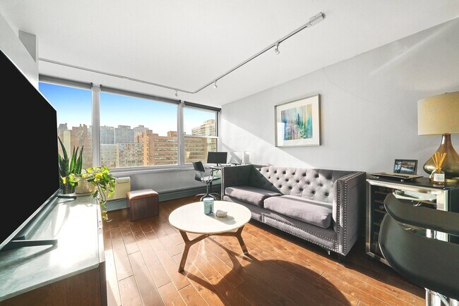 Foto del edificio - 336 W Wellington Ave