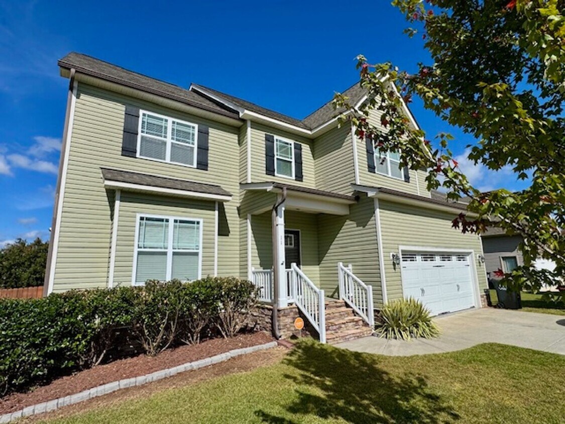 Foto principal - Great Clayton Location!