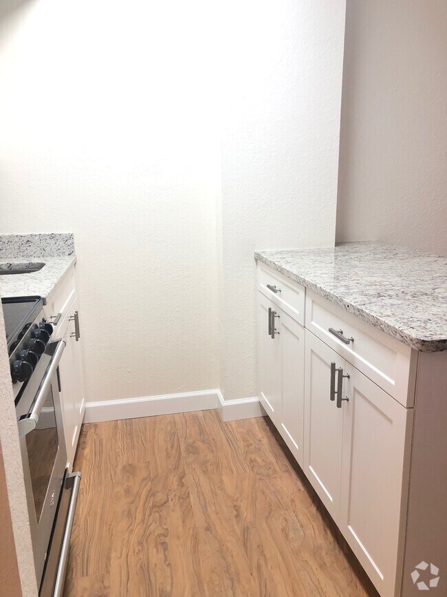 Crandon Park Houses for Rent with High Ceilings Key Biscayne, FL 42