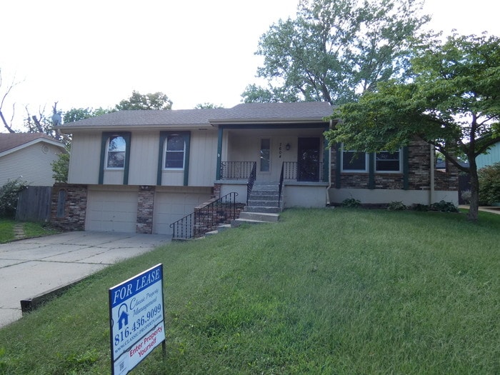 Primary Photo - 7604 N Olive St