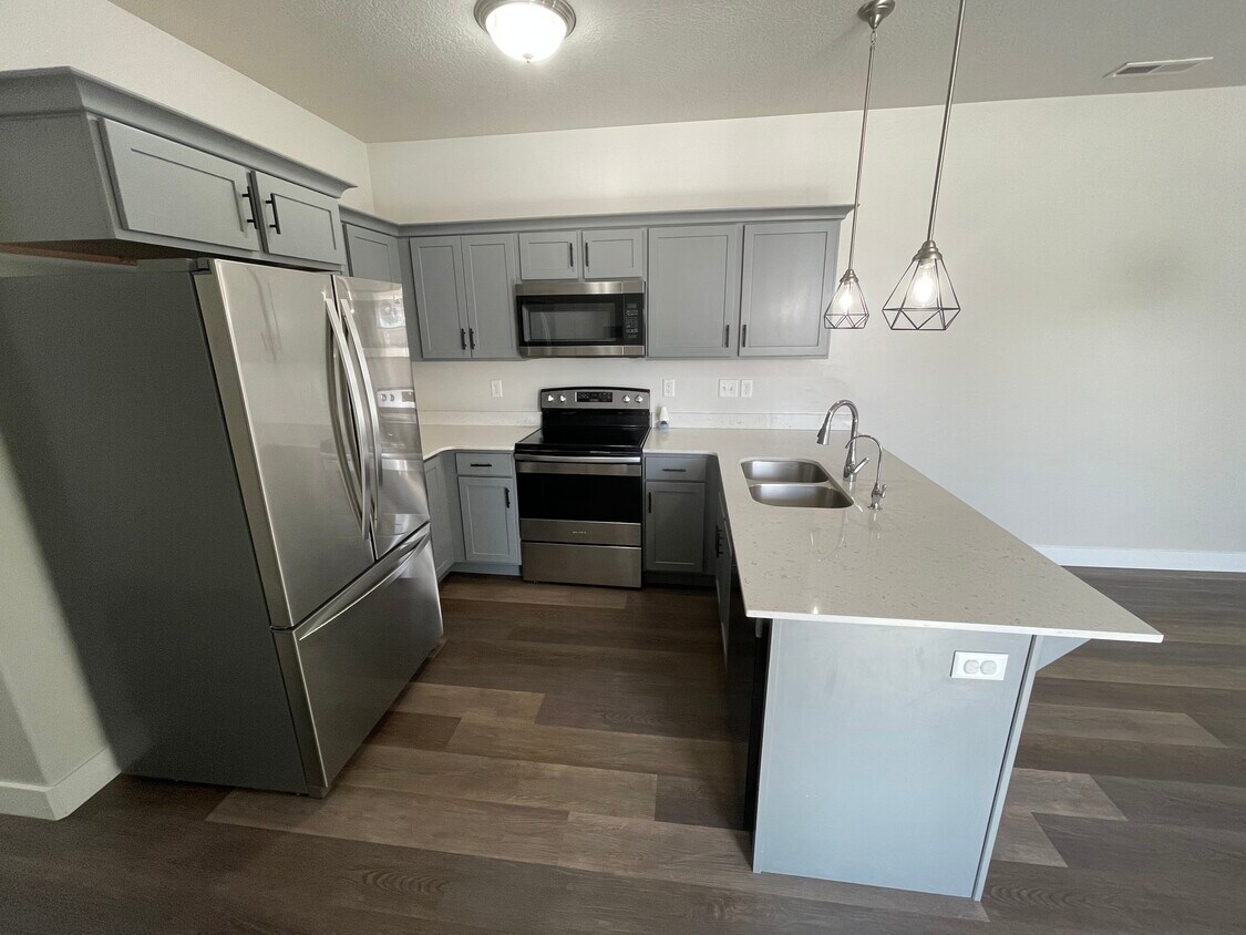 Foto principal - 13226 S Andros Ln