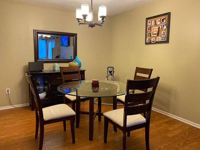 Formal Dining - 2706 Jesse Way