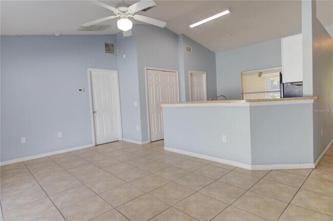 Foto del edificio - 1444 Swift Ct