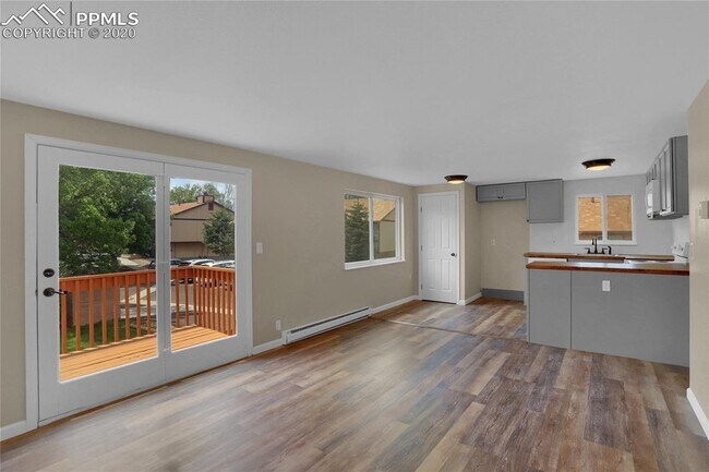 Building Photo - 1499 Manitou Blvd