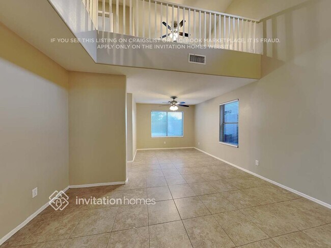 Foto del edificio - 3845 W Goldmine Mountain Dr