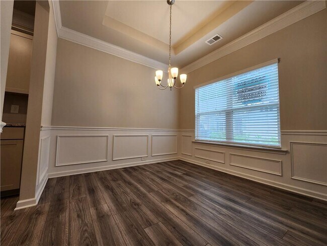 Building Photo - 124 Hickory Village Cir
