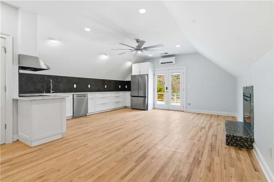 Photo - 850 Ormewood Avenue SE Unit UNIT B