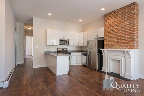 Foto principal - 730 Chauncey St