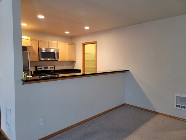 Foto del edificio - 3 Bedroom home in Convenient Poulsbo Locat...