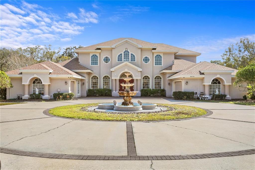 Foto principal - 2270 N Highland Ave