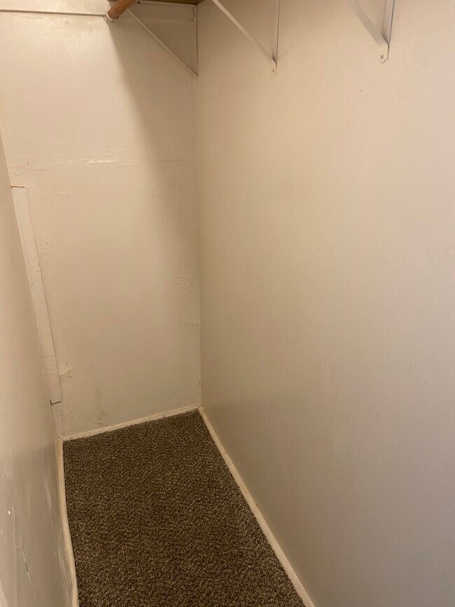 Foto del edificio - 3635 Mersington Ave
