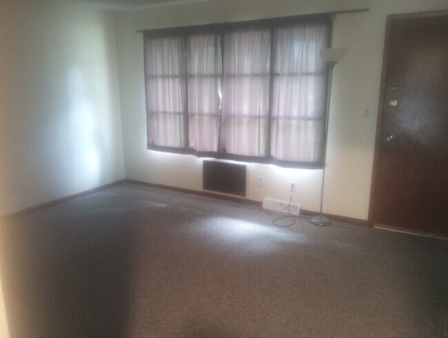 Building Photo - 1508 Douglas Ct