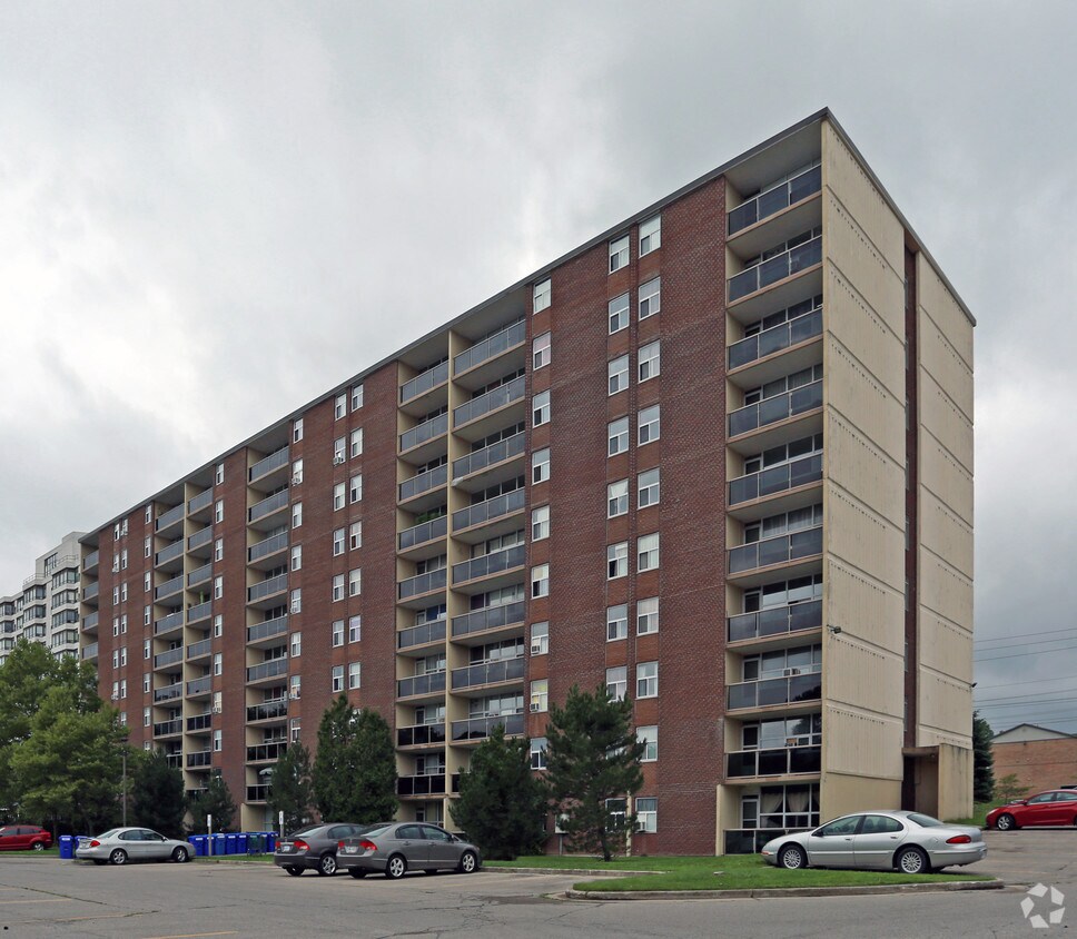 The Westmount 740 Wonderland Rd S London, ON