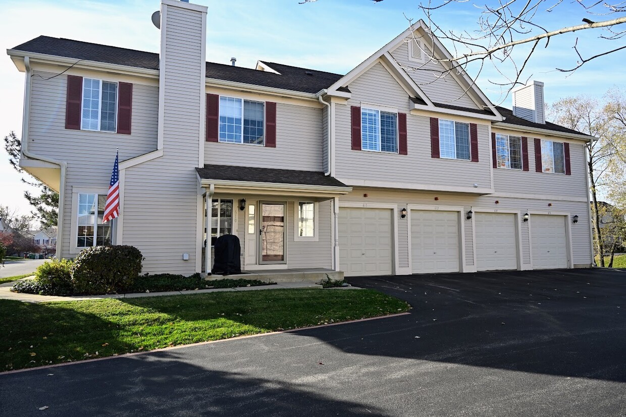 Primary Photo - 616 Windsor Dr