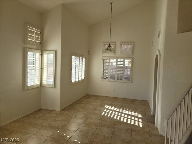 Foto del edificio - 1085 Fan Coral Ave