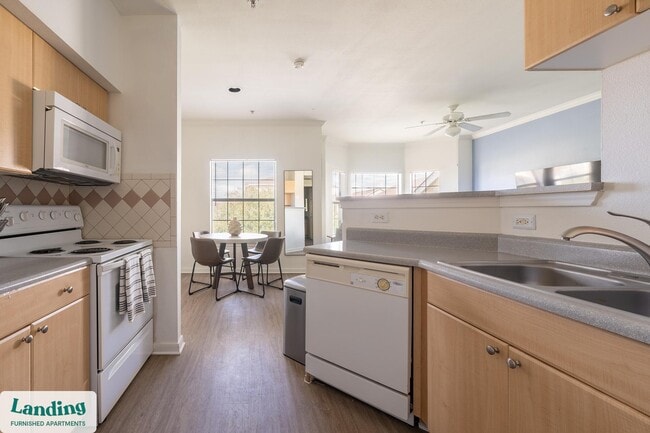 Building Photo - 6533 Patti Dr