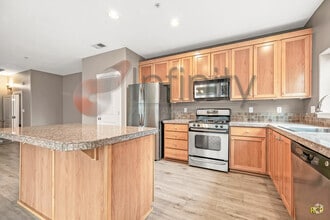 Building Photo - 22844 SW Forest Creek Dr