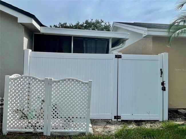 Photo - 116 Deer Song Dr House