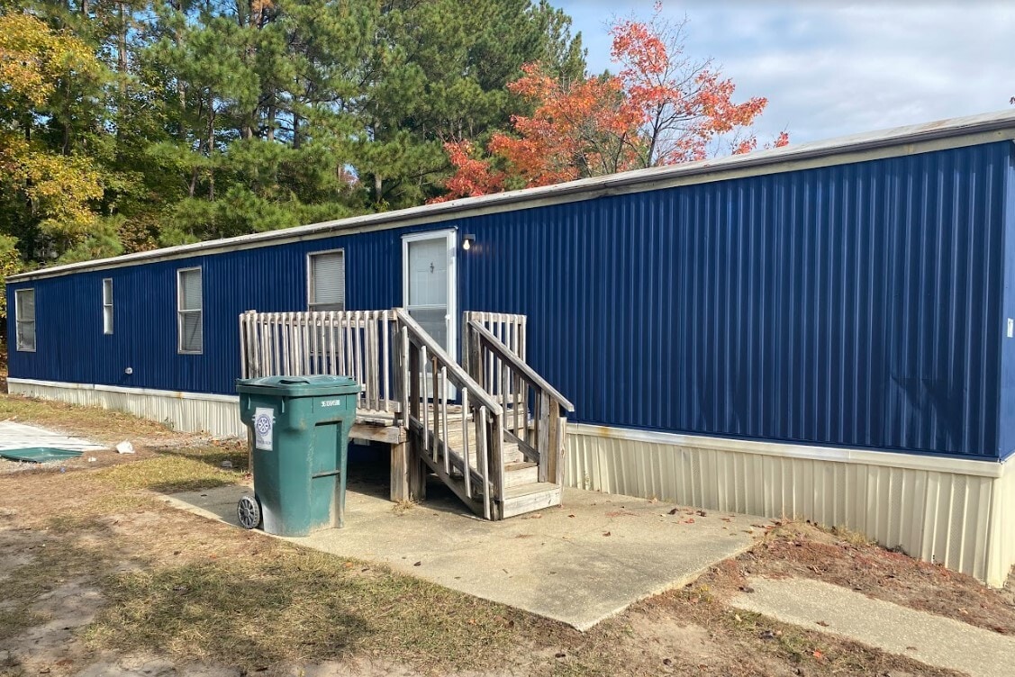 1777 Gibson St, Fayetteville, NC 28301 Apartments in Fayetteville, NC