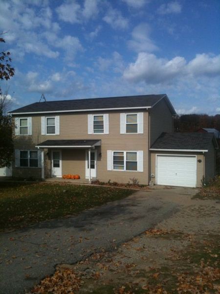 Primary Photo - 6296 Selsey Ln