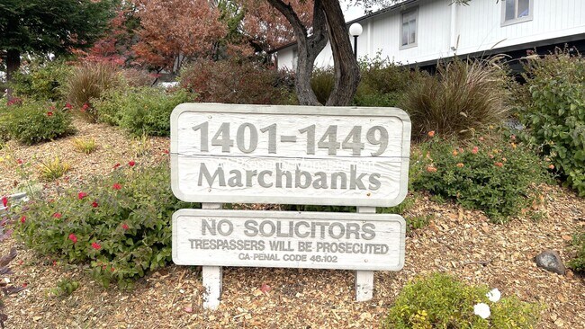 Foto del edificio - Marchbanks PRIME location. 1 bedroom/studi...