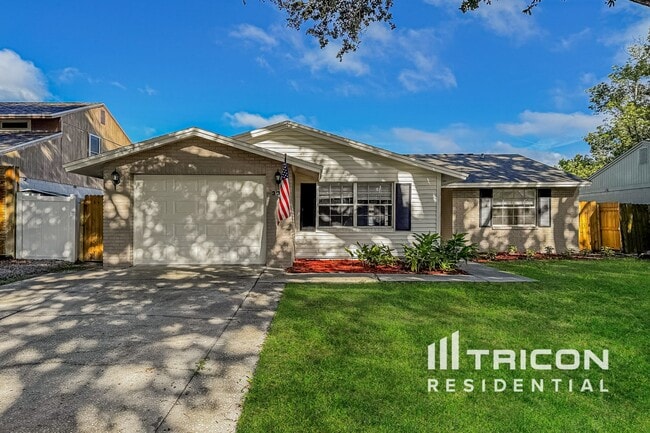 Building Photo - 3311 Russett Dr