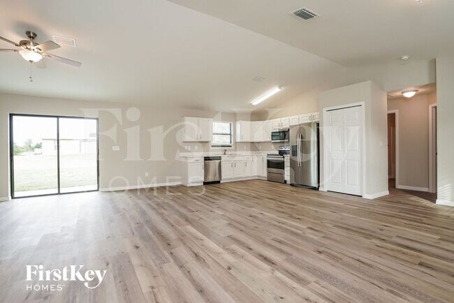 Foto del edificio - 1610 Karen Ave S
