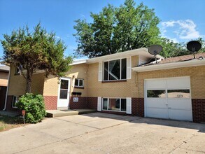 Building Photo - 7350 W 20th Ave