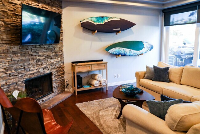 Foto del edificio - 1079 Sapphire St
