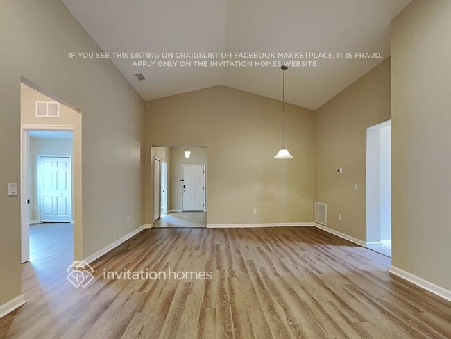 Building Photo - 1596 Litchfield Dr