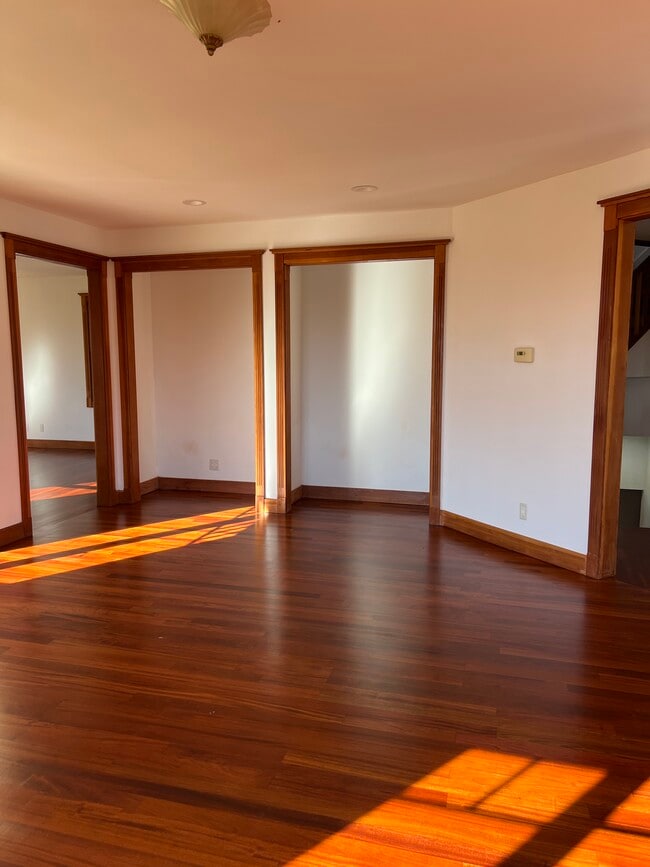 Foto del edificio - 5825 Saint Paul Ct