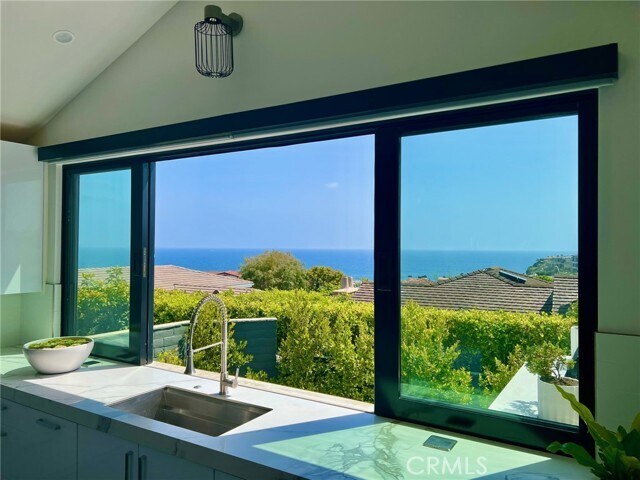 Foto del edificio - 809 Emerald Bay