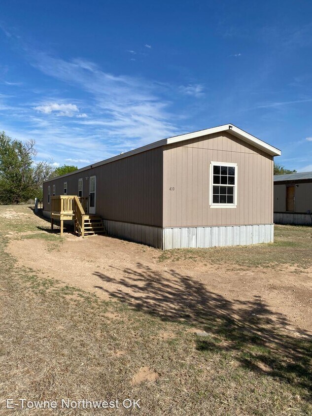 Foto principal - 3 br, 2 bath House - 410 15th St
