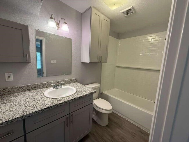 Foto del edificio - 3718 Penwood Way