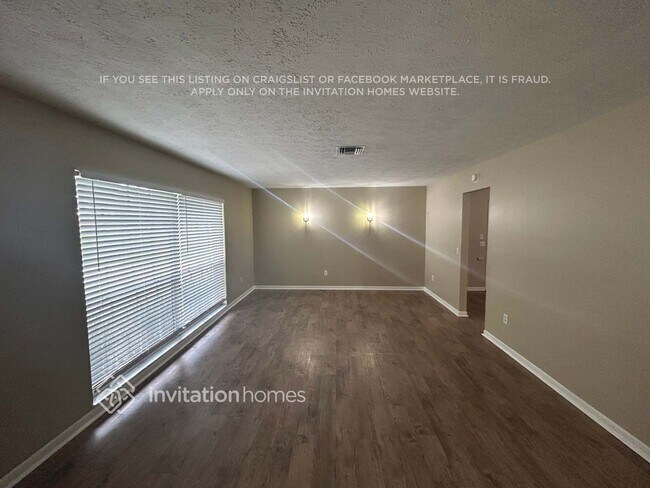 Foto del edificio - 1513 Highcrest Cir