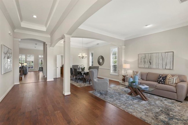 Building Photo - 5809 Rathbone Dr