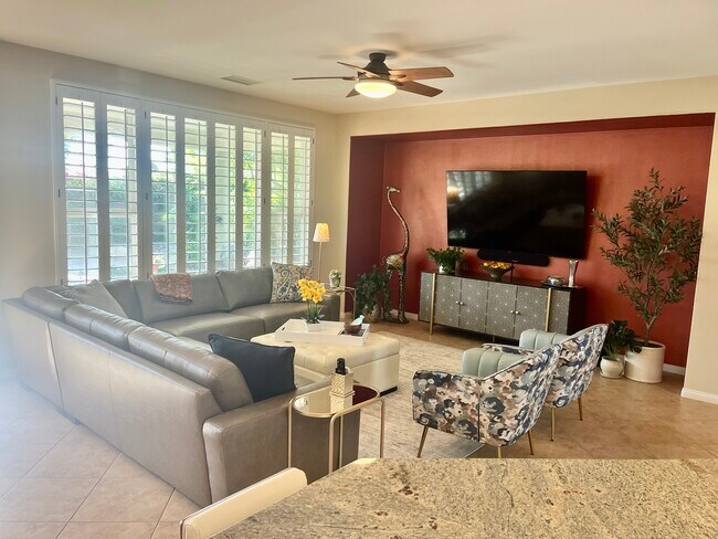 Foto del edificio - 61654 Toro Canyon Way