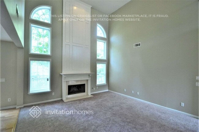 Building Photo - 5556 Jamerson Dr