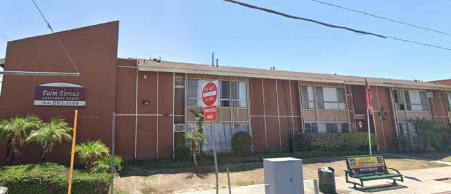 Foto del edificio - 15116 Parthenia St