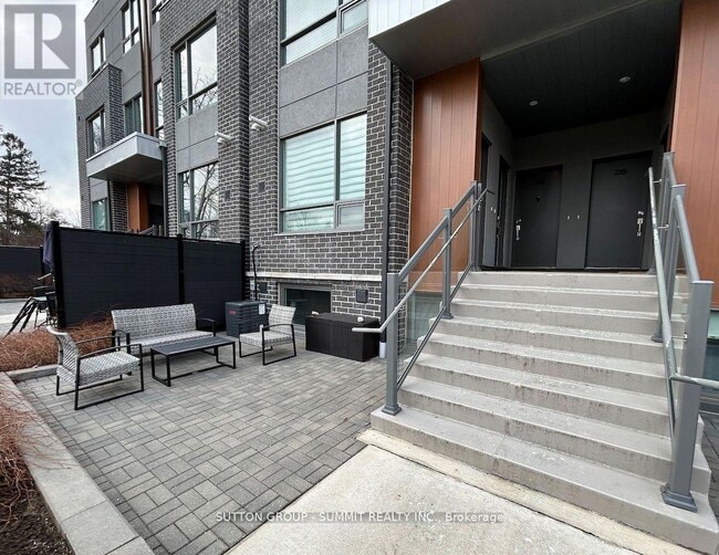 Building Photo - 650-650 Atwater Ave