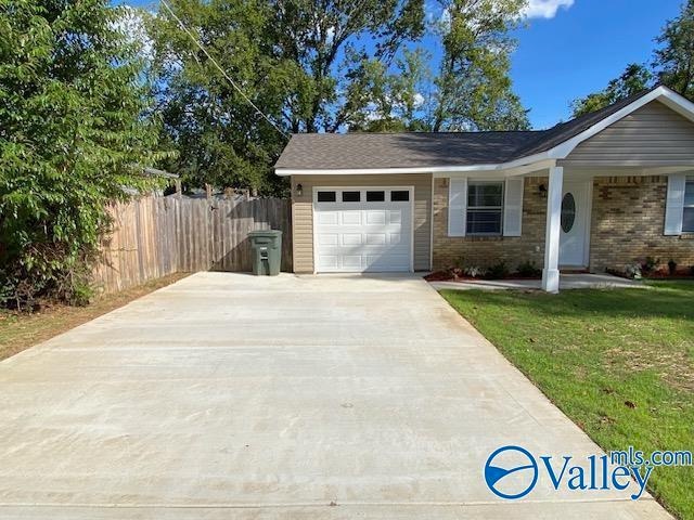 Building Photo - 14003 Sandhurst Dr SW