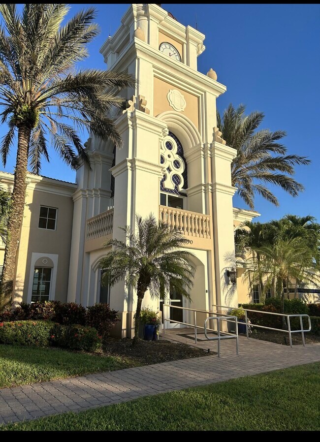 Foto del edificio - 8083 Sorrento Ln