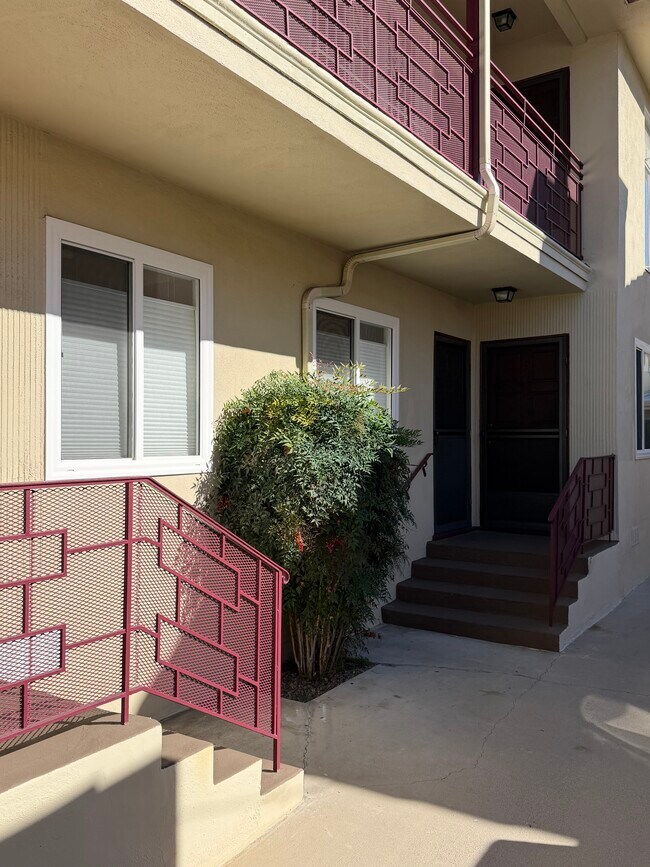 Foto del edificio - 852 N Cherokee Ave