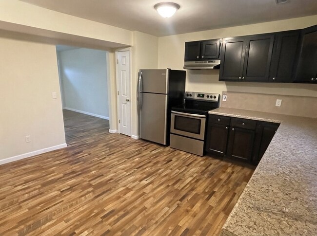 Building Photo - 1911 GA-301